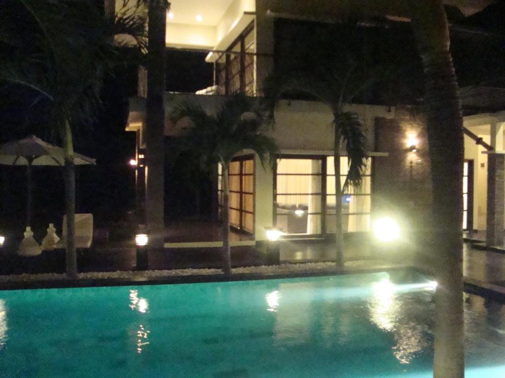 Villa Dunia Impian Kubutambahan  Phòng bức ảnh